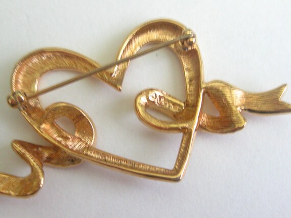 Monet Gold Heart Ribbon Brooch Pin Vintage - image 3
