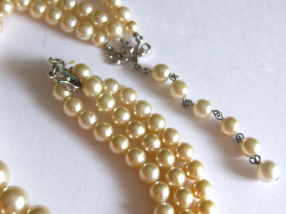 Pearl Triple Strand Necklace White Graduated Bead… - image 2