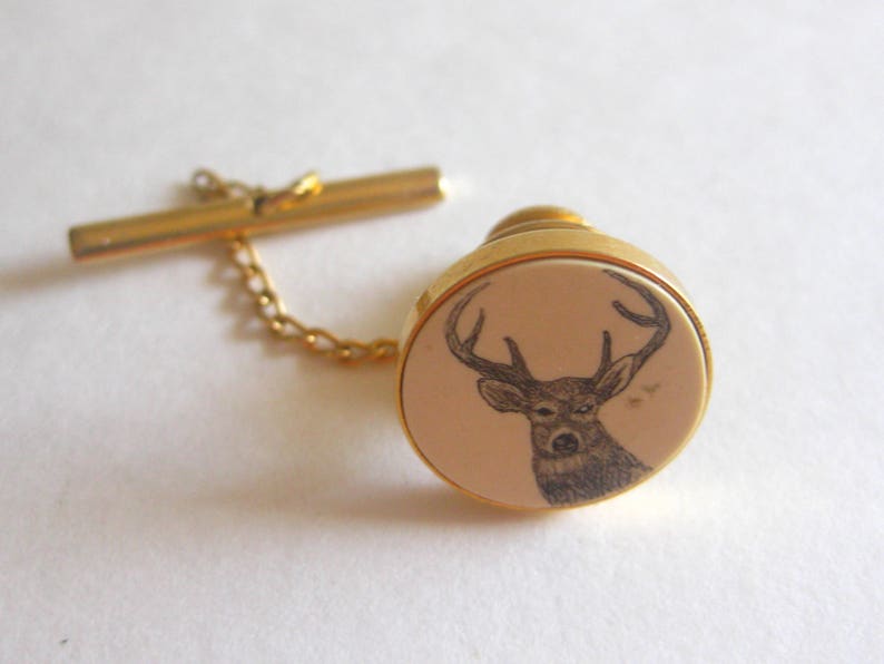 Deer Buck Tie Pin Chain Scrimshaw Marked Barlow 1960/'s Vintage Free Shipping