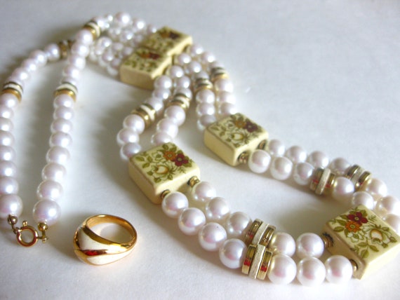 Jewelry Set Lot (2) Necklace Dome Ring Pearl Cell… - image 1