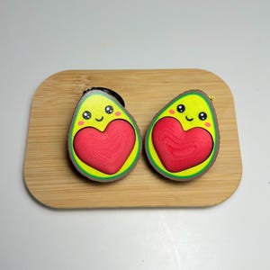 Avocado Heart Fidget Keychain: 3D-Printed Keyboard Clicker