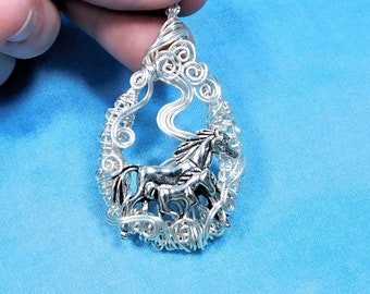 Artistic Horse Necklace, Mare and Foal Equestrian Jewelry, Wearable Art Equine Pendant for Horse Lover, Mother Daughter Horse Theme Pendant