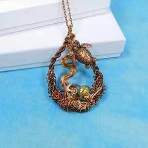 Large Woven Copper Sea Turtle Necklace, Artistic Wire Wrapped Wearable Art Pendant, Ocean Beach Theme Jewelry Present for Animal Lover Gift