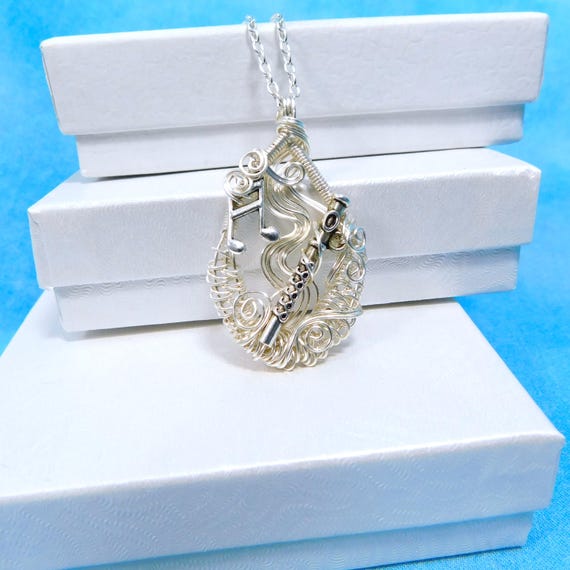 Flute Necklace Music Jewelry, Unique Pendant for Musician, Musical Instrument Band Teacher Present, Ideas for Women Music Lovers