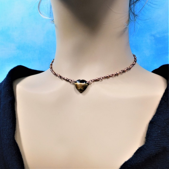 18 Inch Collarbone Length Tiger Eye Heart Necklace, Gemstone Jewelry Wearable Birthday Present or Anniversary Gift for Wife or Girlfriend