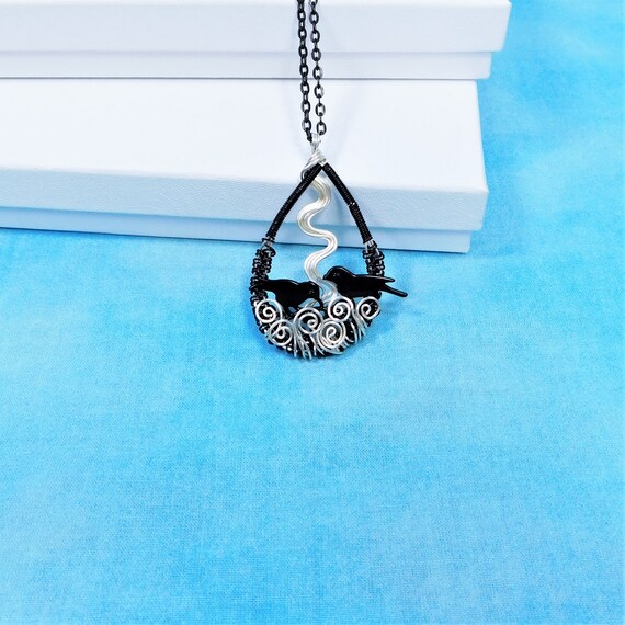 Wire Wrapped Bird Nest Necklace, Unique Blackbird Pendant for Pregnancy Announcement Gift Jewelry, Present for Mom, Grandma or Mother in Law