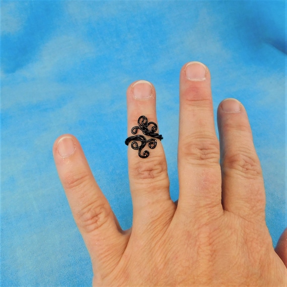 Knuckle Ring, Black Toe Ring, Pinkie Ring, or Midi Ring, Unique Wire Wrapped Jewelry