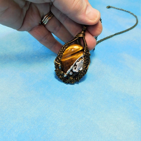 Gemstone Fishing Theme Necklace, Wire Wrapped Beach Jewelry, Tiger Eye Ocean / Sea Life Pendant Mothers Day Gift, Present for Women who Fish