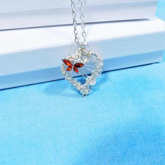 Artisan Crafted Red Crystal Dragonfly Heart Pendant, Artistic Jewelry for Bereavement Present, Unique Memorial Necklace for Sympathy Gift