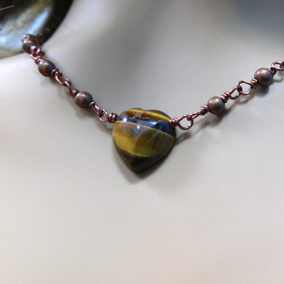 18 Inch Collarbone Length Tiger Eye Heart Necklace, Gemstone Jewelry Wearable Birthday Present or Anniversary Gift for Wife or Girlfriend