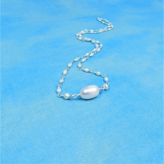 19 Inch Freshwater Pearl Necklace, June Birthstone Gemstone Jewelry Wearable Art Birthday or Anniversary Present for Wife or Girlfriend