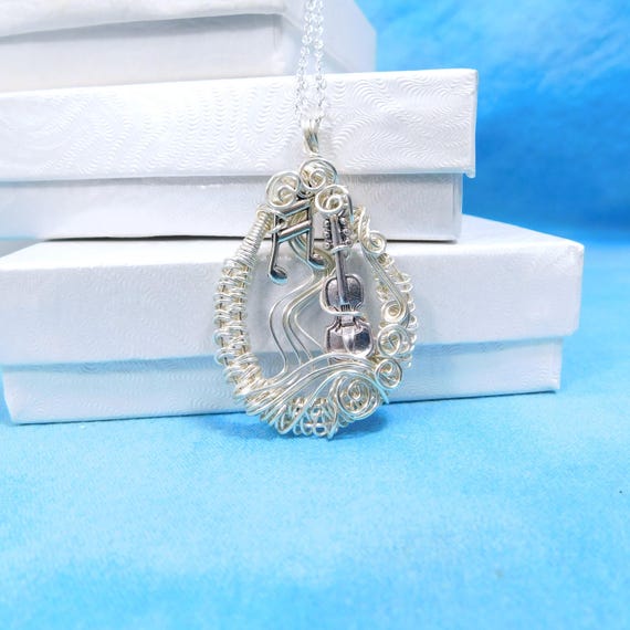 Artistic Wire Violin Necklace, Unique Stringed Instrument Pendant, Orchestra Musical Theme Jewelry, Present for Music Teacher or Musician