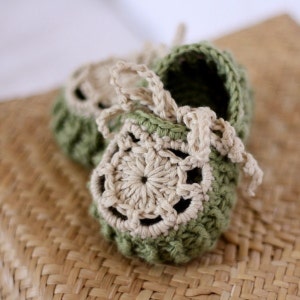 Crochet PATTERN Pastel Green Baby Slippers English only image 3