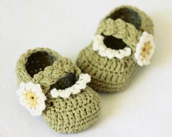 Crochet PATTERN  - Daisy Braided Strap Booties (0-6,6-12 months) (English only)