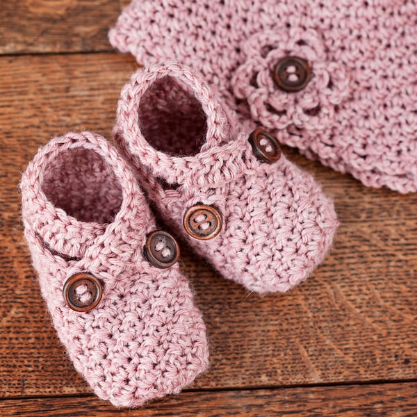 Crochet PATTERN - Baby Shoe and Hat Set (English only)