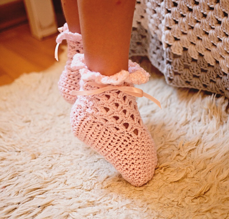 Crochet PATTERN Lace Frill Socks sizes baby to adult English only image 4