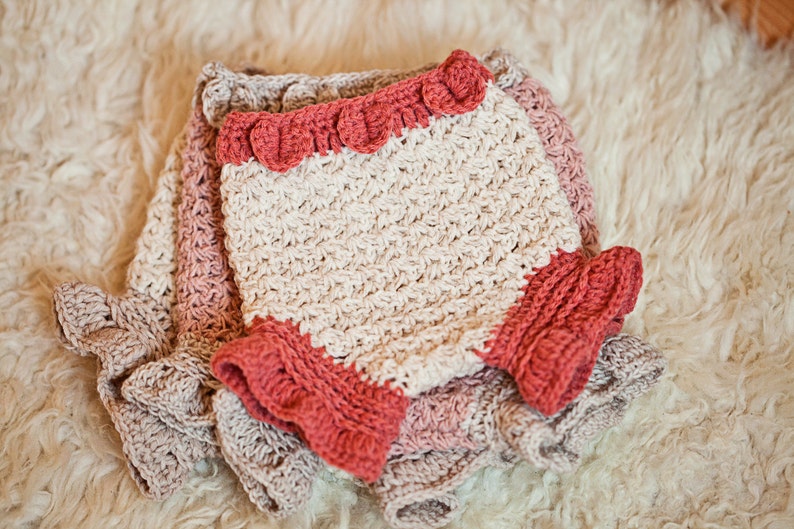 Crochet PATTERN Petal Diaper Cover sizes from newborn up to 2years English only image 3