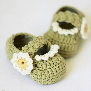 Crochet PATTERN Daisy Braided Strap Booties 0-6,6-12 months English only image 2