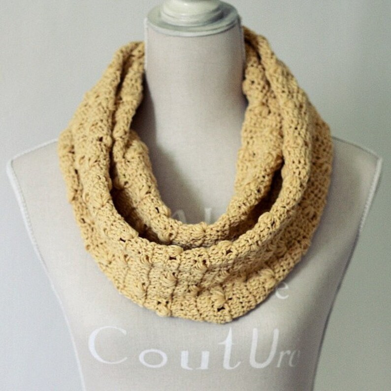 Crochet PATTERN - Petal Infinity Scarf - Cowl - Etsy