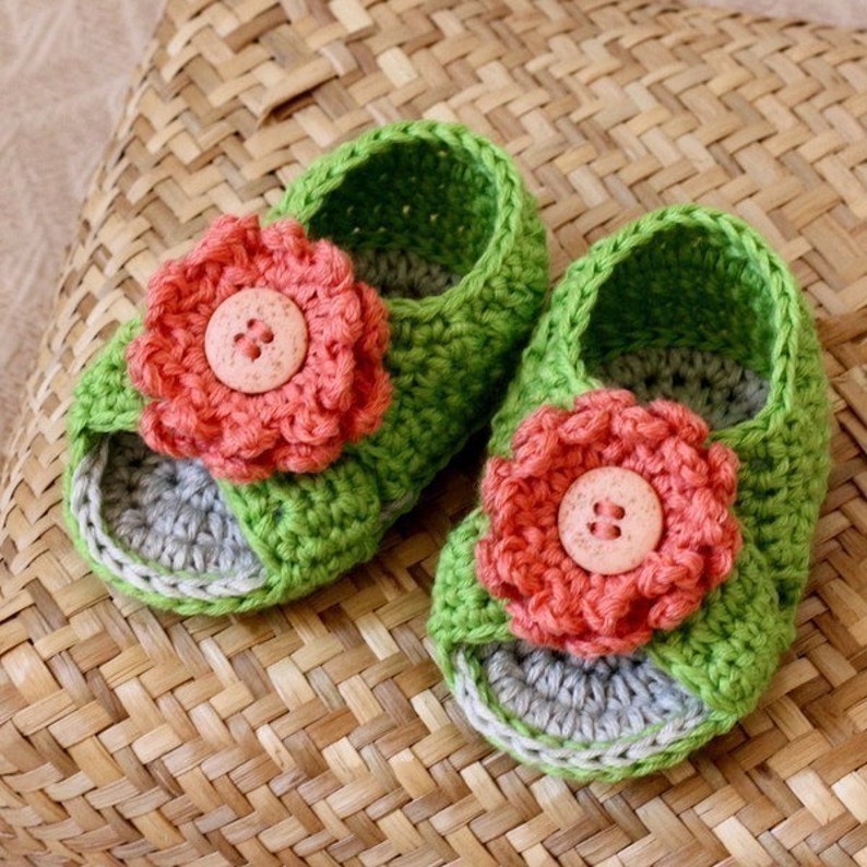 Crochet PATTERN Cross Strap Baby Sandals English only image 3
