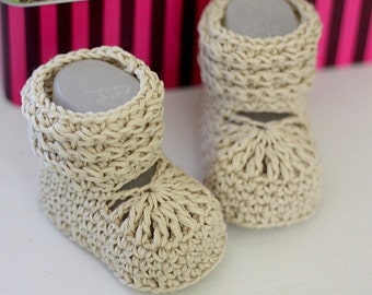 Crochet PATTERN  - Nina's Baby Boots (English only)