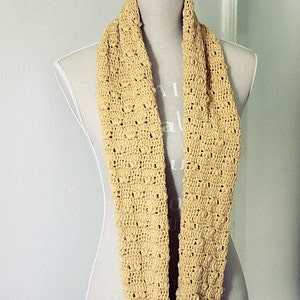 Crochet PATTERN Petal Infinity Scarf Cowl image 2