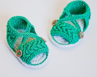 Crochet PATTERN - Chevron Sandals (English only)