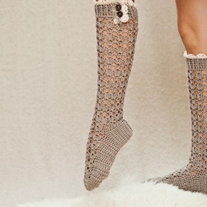 Crochet PATTERN for socks - Lux Buttoned Socks (English only)