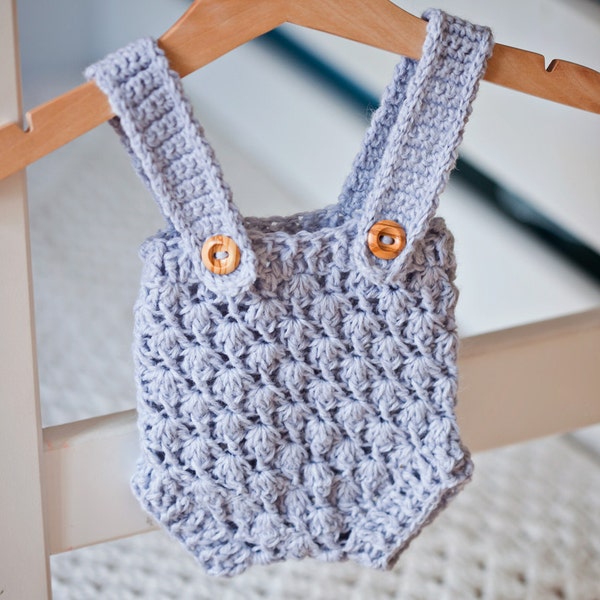 Crochet PATTERN  - Baby Shorts With Suspenders (sizes from newborn up to 12 months) (English only)