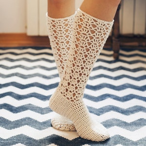 Crochet PATTERN Ladies Lace Socks English only image 2