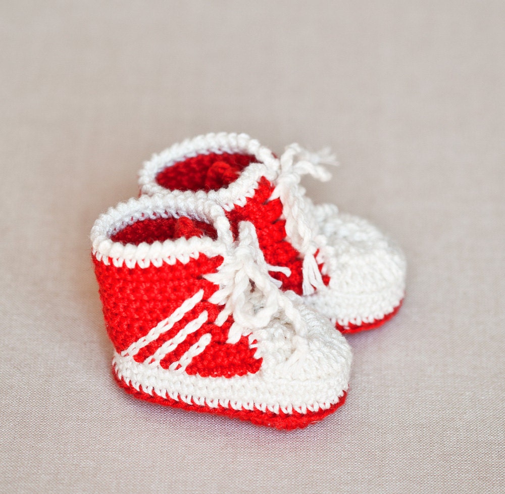 White crochet hotsell sneakers