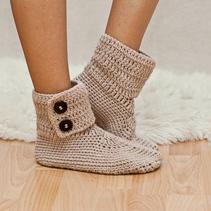 Crochet PATTERN pdf file Ladies Ankle Boots English only image 1