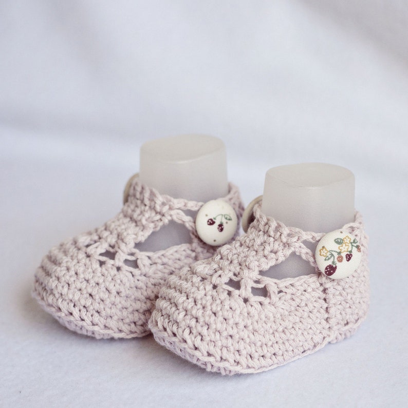 Crochet PATTERN Charlotte Booties English only image 4