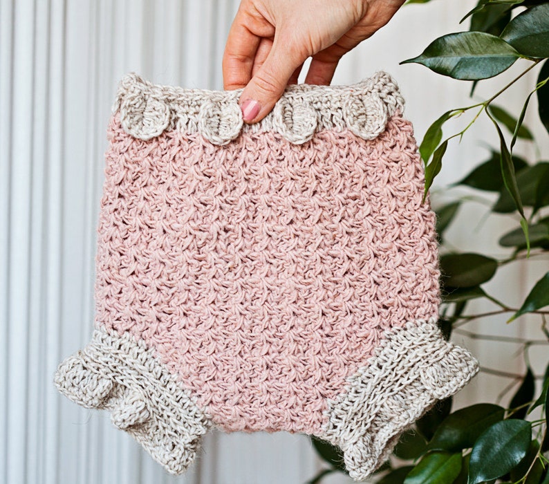 Crochet PATTERN Petal Diaper Cover sizes from newborn up to 2years English only image 1