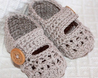 Crochet PATTERN - One Strap Baby Booties