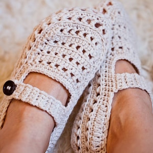 Crochet PATTERN Ladies Milky Slippers English only image 2