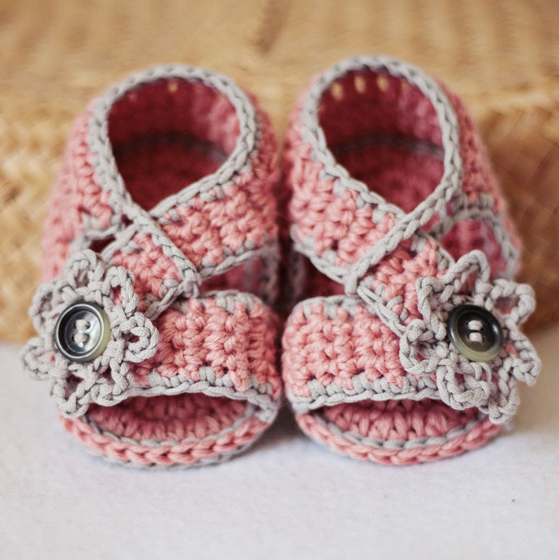 Crochet PATTERN Diagonal Strap Sandals English only image 1