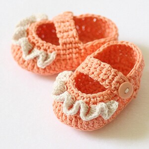 Crochet PATTERN  - Ruffle Mary Janes (English only)