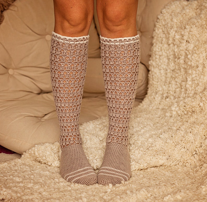 Crochet PATTERN for socks - Back to School Socks (English only) image 3