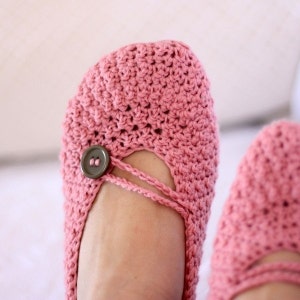 Crochet PATTERN Pretty in Pink Ladies Slippers English only image 4