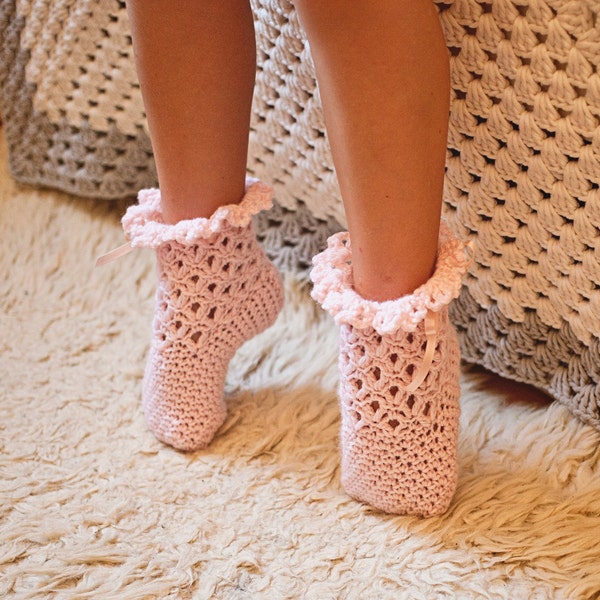 Crochet PATTERN  - Lace Frill Socks (sizes baby to adult) (English only)