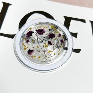 Poignée pour téléphone en résine faite main avec de vraies fleurs, Poignée pour téléphone magnétique avec marguerite et fraise, Poignée en forme de fleur pressée pour hortensias, Base pliante Myosotis