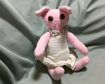 Julie the Water Travel Pig Support Doll