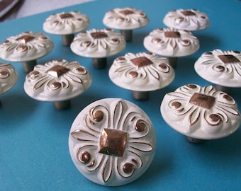 Cottage Chic Knobs | Etsy