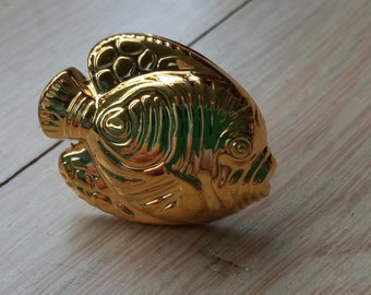 GOLD FISH KNOBS New Old Stock,Fish Pulls w/ Screws,Fish Cabinet Knobs,Coastal Decor,Novelty Fish Knobs,Shinny Gold Brass Fish Hardware