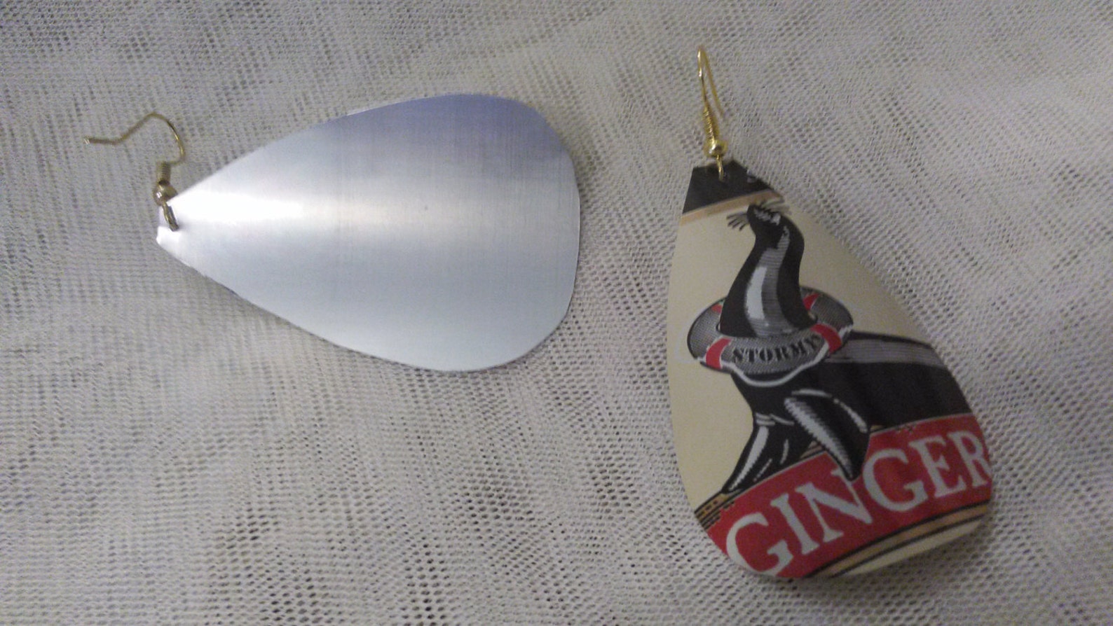 TIN CAN EARRINGS Ginger Beer Earringsnovelty Earringsblack Etsy