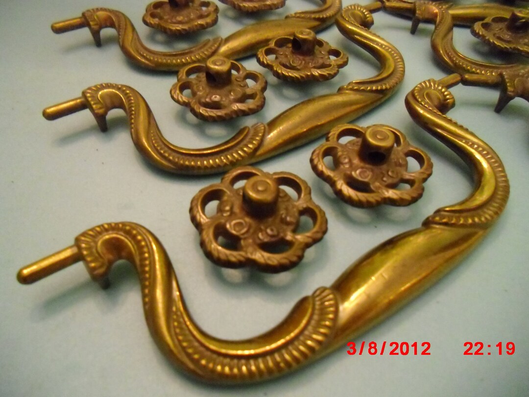 1 Antique 5c KEELER Brass Drop Handles W/ Open Scalloped - Etsy