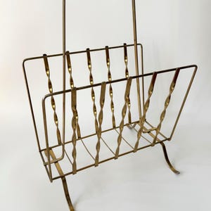 Mid Century Brass Magazine Rack, Solid Brass Newspaper Rack with Handle, Magazine Rack, Art Deco, Newspaper Holder, Vintage