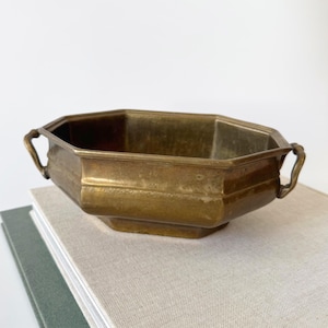 Art Deco brass jardinière, brass planter, plant bowl, antique brass flower pot, flower tub, solid brass, ornate handles
