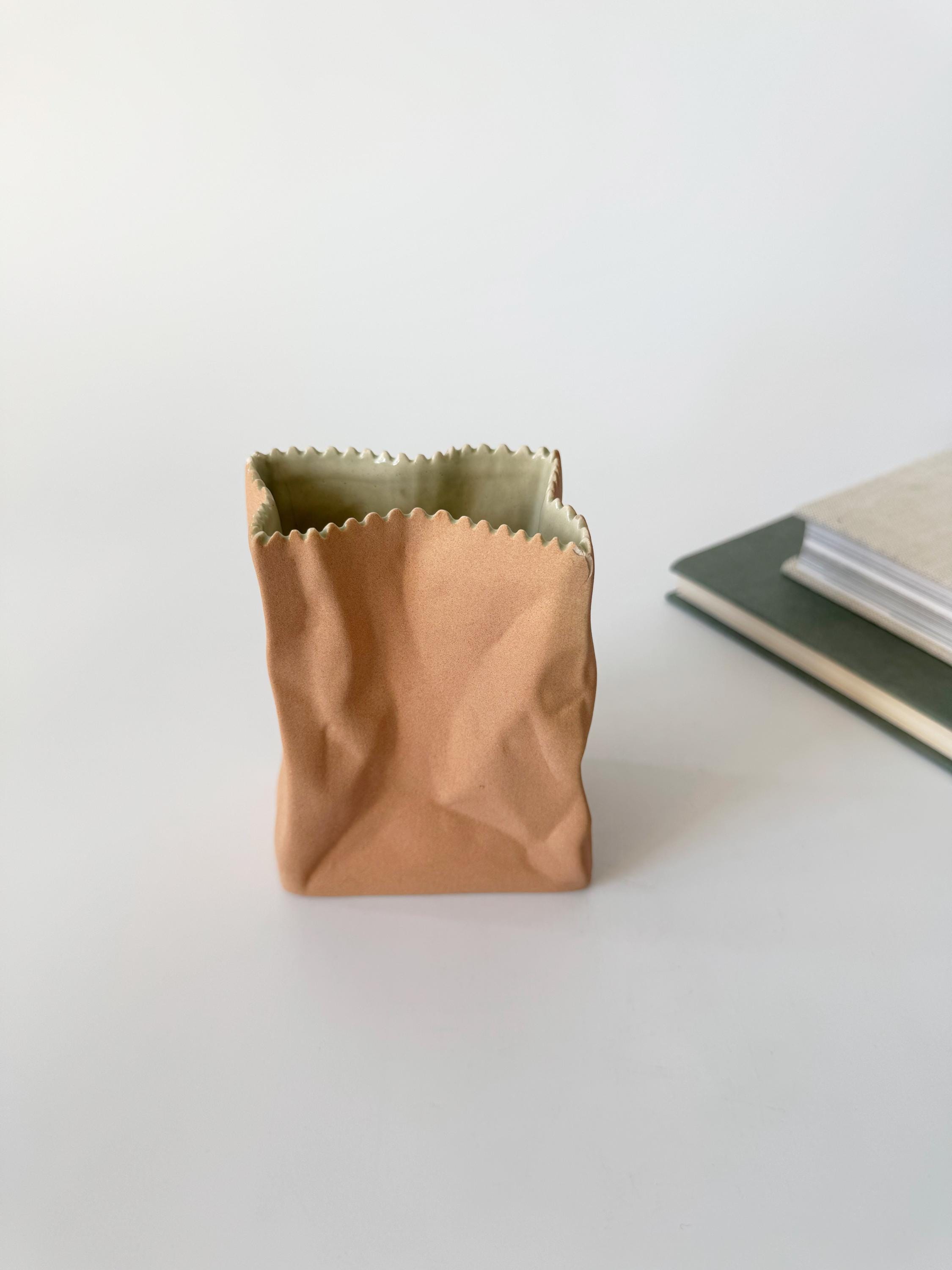 Rosenthal Vase Paper Bag Tapio Wirkkala Made of Porcelain, Paper
